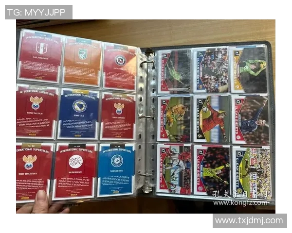 经典复古风格足球球星卡片图片收藏展示魅力 经典复古风格足球球星卡片图片收藏展示魅力
