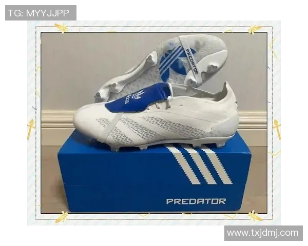 三大足球巨星的专属鞋款解析与创新设计背后的故事 三大足球巨星的专属鞋款解析与创新设计背后的故事