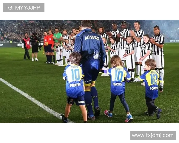 盘点足坛巨星退役瞬间回顾那些令人泪目的告别时刻 盘点足坛巨星退役瞬间回顾那些令人泪目的告别时刻